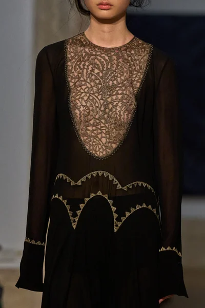 Look 142